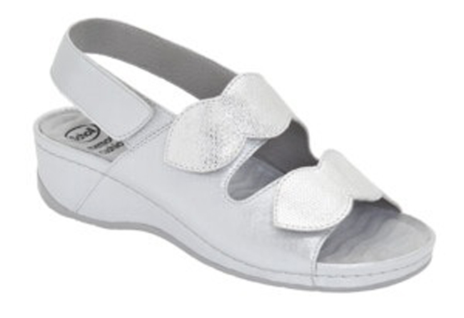 CALZATURA NIVES SANDAL SYNTHETIC+PRINTED SUEDE WOMAN SILVER TECNOLOGIA MEMORY CUSHION MATERIALE PELLE SCAMOSCIATA + PELLE SCAMOSCIATA STAMPATA FODERA TOMAIA PELLE FODERA SOTTOPIEDE - Farmacia Artemisia di Montecuollo Dott. Angelo snc