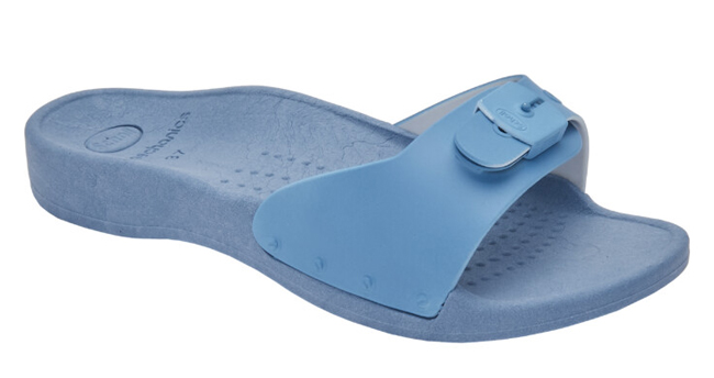 SCHOLL SUN PVC WOMAN PALE BLUE 40 MATERIALE PVC FODERA TOMAIA SFODERATO SOTTOPIEDE MICROTECH SUOLA MICROTECH FITTING F ALTEZZA TACCO 10 COLLEZIONE SS23 - Farmacia Artemisia di Montecuollo Dott. Angelo snc